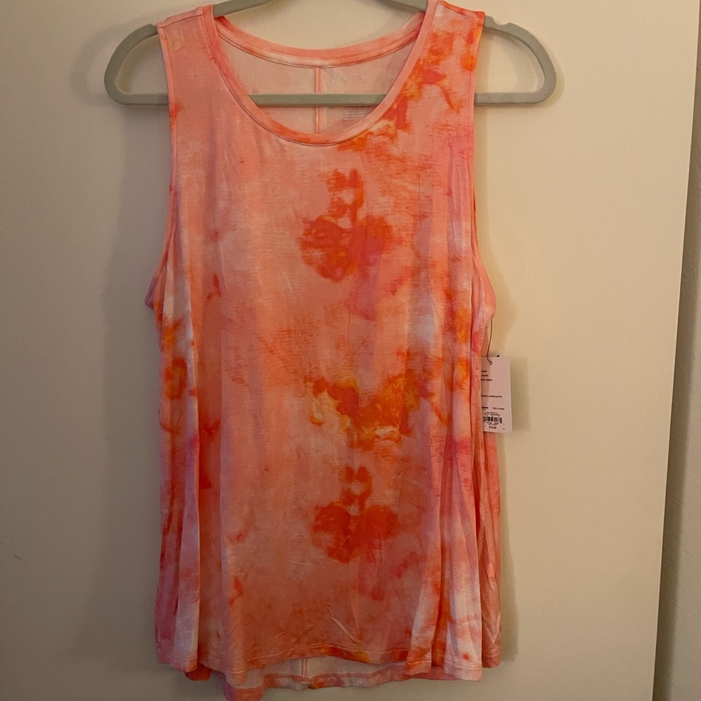 Apt 9 swing tank